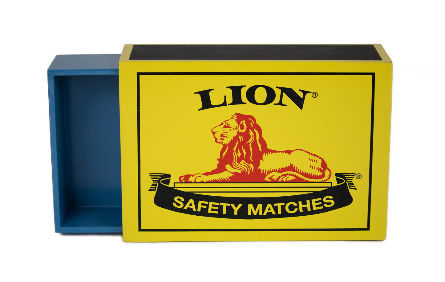 Lion Match Braai Box