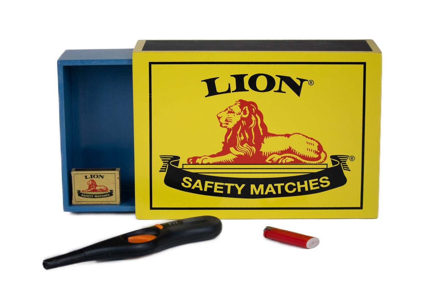 Lion Match Braai Box